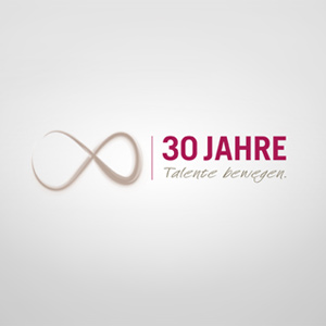 Teaserbild Logo, Druckerzeugnisse und Fotocollage für die von Rundstedt-Jubiläumsfeier